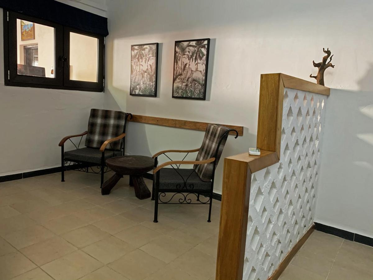 Hotel Blawa Abidjan Exterior photo